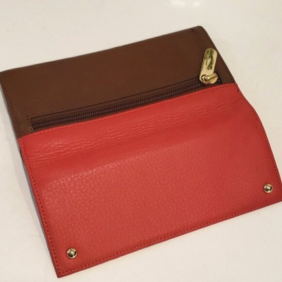 BANANA REPUBLIC Leather Red & Brown Wallet - Picture 12 of 14
